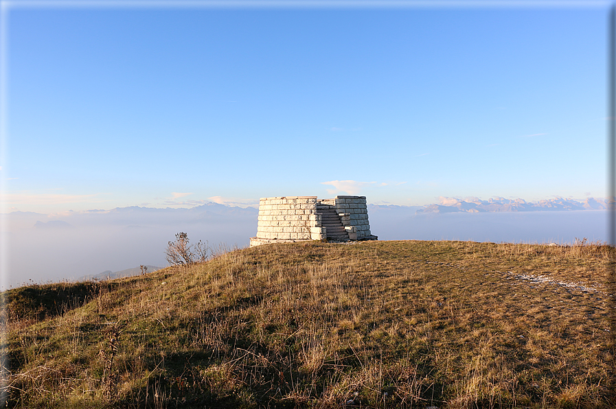 foto Cima Grappa in Autunno